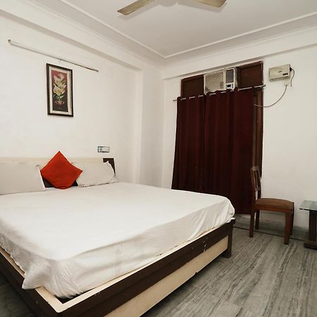โฮเต็ล ซันไรส์ มูน Hotel นิวเดลี ภายนอก รูปภาพ