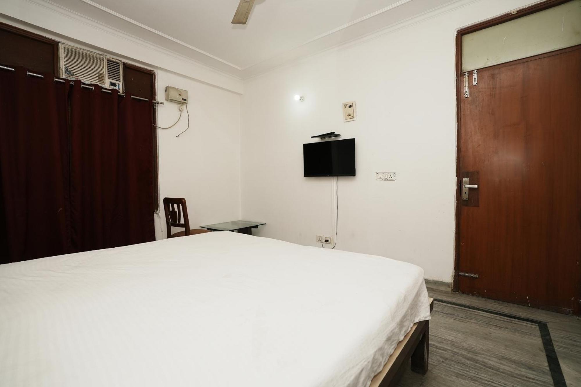 โฮเต็ล ซันไรส์ มูน Hotel นิวเดลี ภายนอก รูปภาพ
